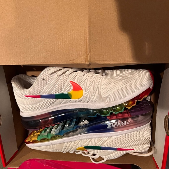 Air Maxes - Picture 1 of 3